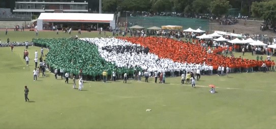 chandigarh-registers-name-in-guinness-world-record-for-largest-human-chain-forming-tiranga