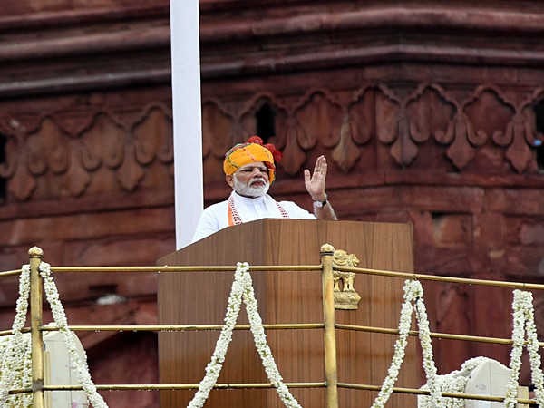 pm-modi-extends-greetings-to-citizens-on-indias-76th-independence-day