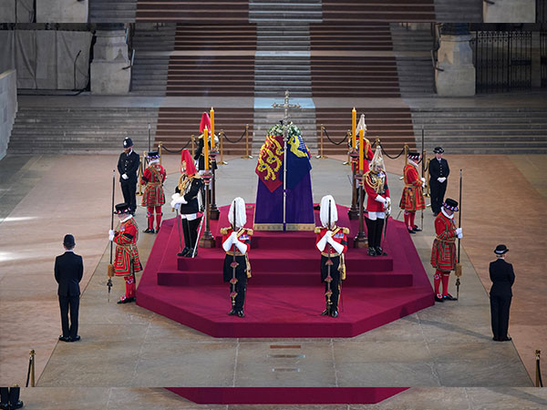queen-elizabeths-coffin-to-lie-in-state-at-westminster-hall-in-london
