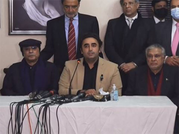Bilawal Bhutto vows to take Pakistan out of crisis, announces coalition with Nawaz Sharif