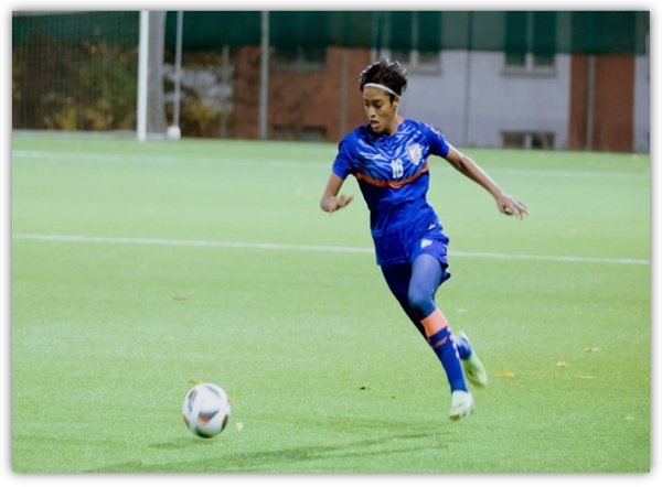 Midfielder Manisha Kalyan signs two-year deal with Apollon Ladies FC
