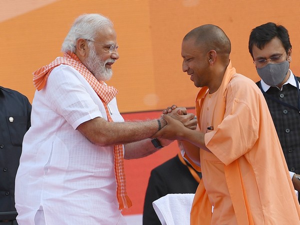 karnataka-one-booked-for-issuing-death-threat-to-modi-adityanath