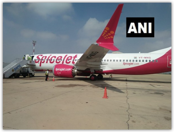 suspected-fuel-leak-on-delhi-dubai-spicejet-flight-pilot-requested-karachi-atc-for-precautionary-ling