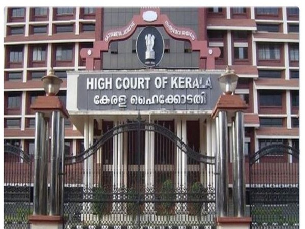 kerala-hc-directs-nhai-to-repair-every-road-in-the-state-within-1-week