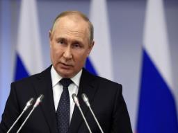 Putin warns Sweden, Finland over NATO troops