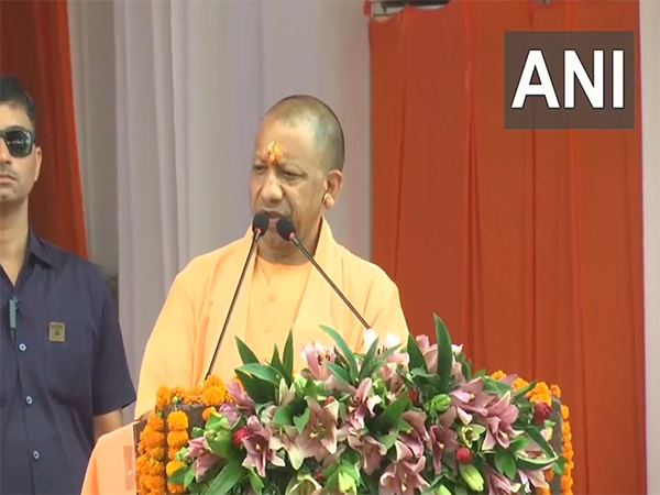 from-bullets-to-showering-of-flowers-up-cm-yogi-on-transition-of-ayodhya