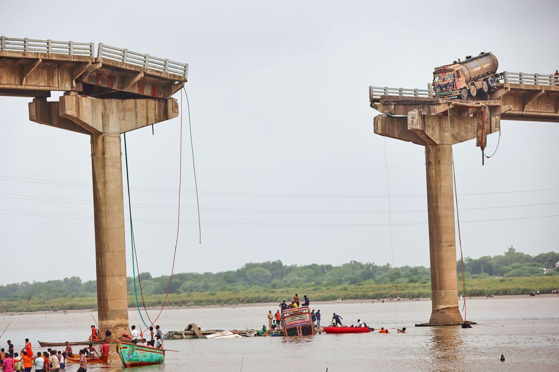 Gujarat bridge collapse: Death toll climbs to 15, rescue operations continue