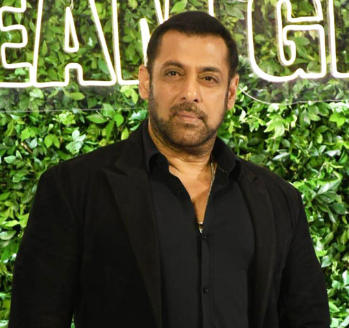 Salman Khan announces new film 