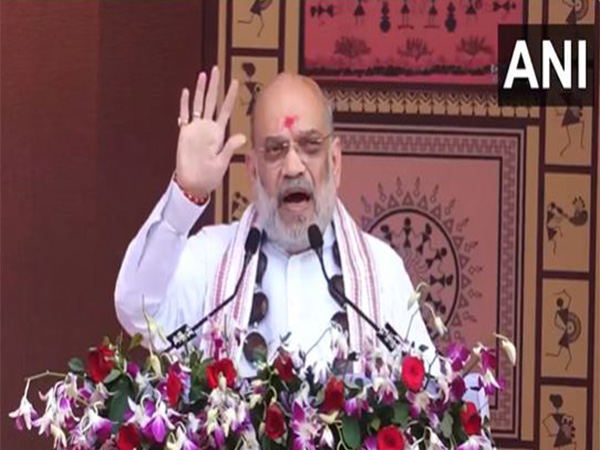 chhattisgarh-amit-shah-highlights-scheme-under-which-village-aiding-full-naxal-surrender-to-get-inr-1-crore