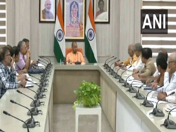 uttar-pradesh-cm-yogi-chairs-meeting-with-senior-officials-on-h5-avian-influenza-virus