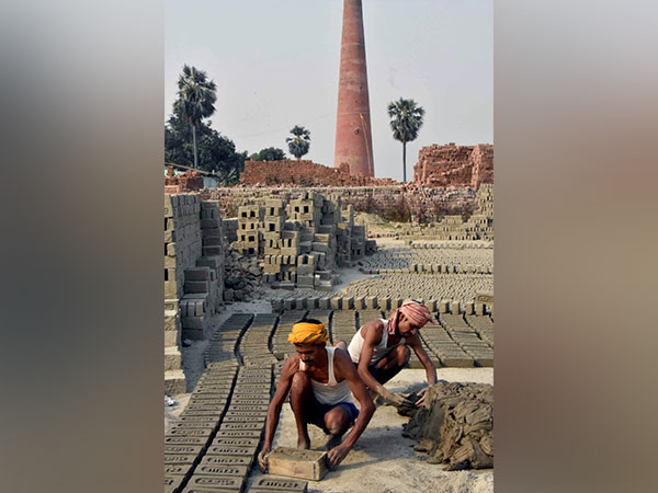 tripura’s-brick-kiln-workers-stage-protest-over-unpaid-wages-poor-working-conditions
