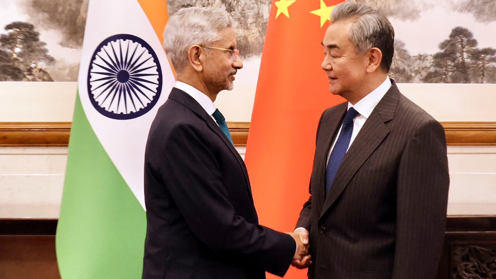 eam-jaishankar-meets-chinese-president-xi-jinping-apprises-him-of-recent-development-in-bilateral-ties