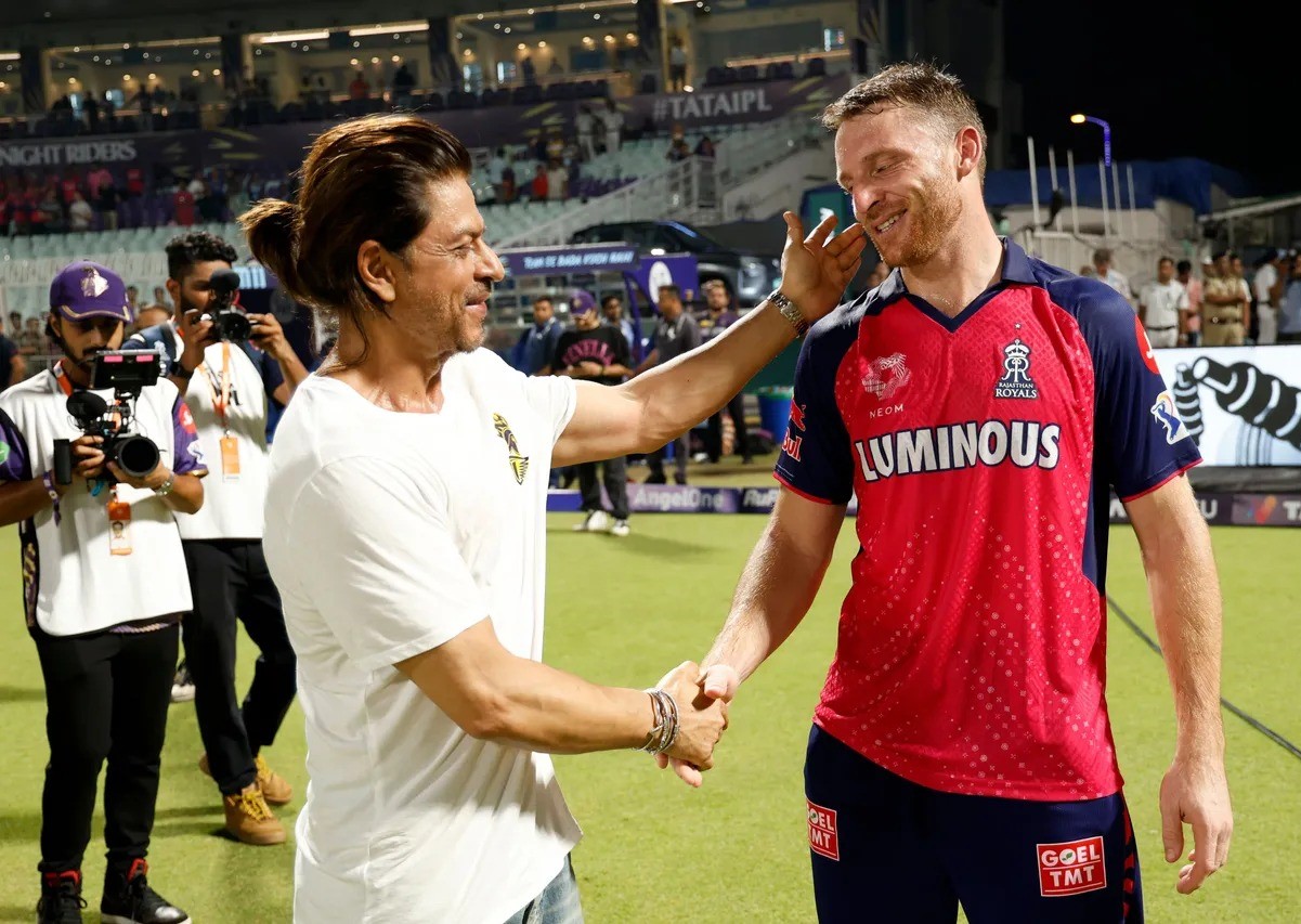 From embracing Jos Buttler to motivating KKR players with inspiring words, Shah Rukh Khan wins hearts of fans