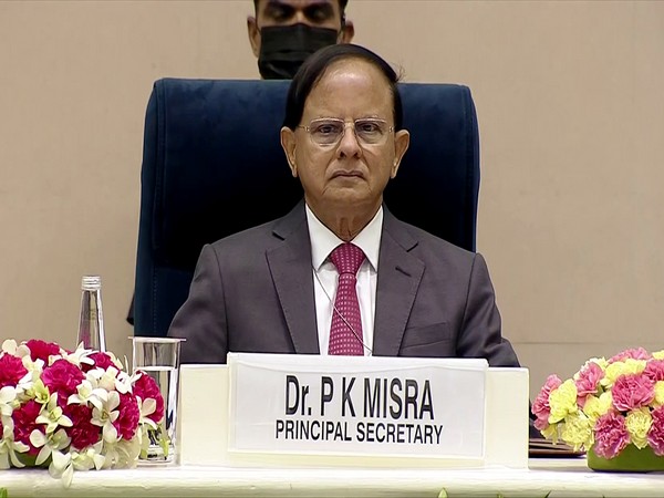 principal-secretary-to-pm-reviews-key-infrastructure-projects-in-gujarat