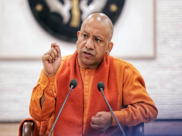 up-cm-yogi-adityanath-instructs-officials-to-organise-24-hour-akhand-path-of-ramcharitmanas-on-chaitra-ramnavami