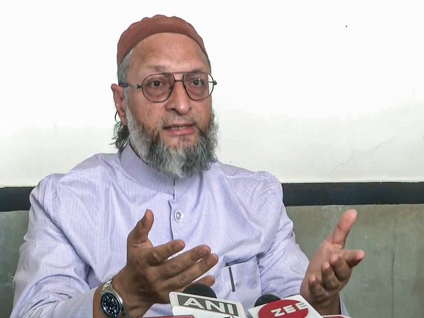 Owaisi critiques Constitution amendment bill, says it will 