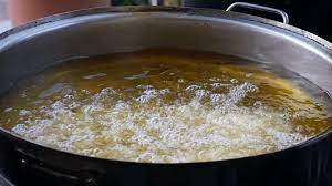 MP: Toddler dies after falling into hot oil pan during wedding function in Bhopal