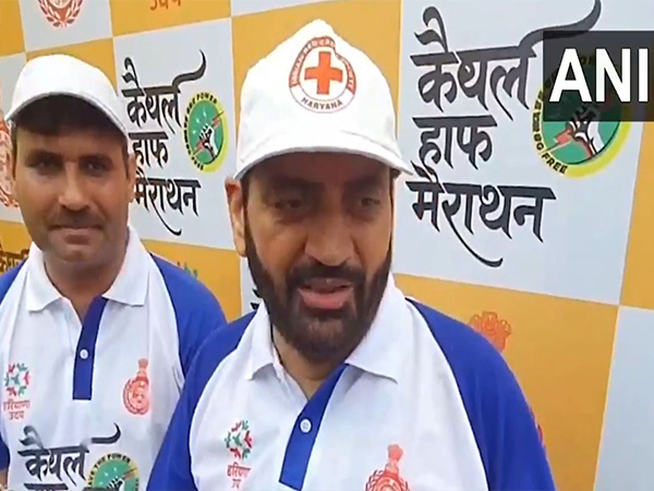 haryana-cm-saini-flags-off-kaithal-half-marathon-says-fit-youth-key-to-building-developed-india-by-2047