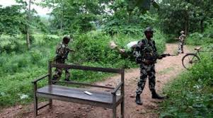 Chhattisgarh: One jawan killed and three injured in Naxalite
