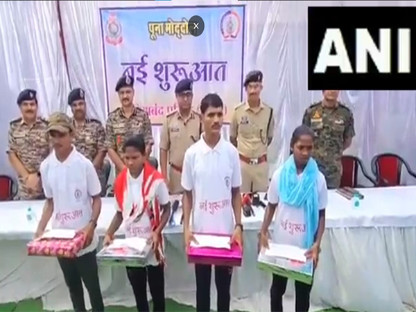 Four Naxals with INR 19 lakh bounty surrender in Chhattisgarh