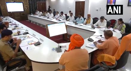 up-cm-yogi-reviews-navratri-arrangements-at-pateshwari-devi-temple-in-balrampur