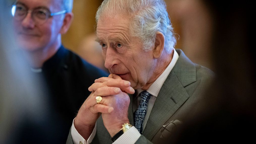 king-charles-briefly-hospitalised-after-suffering-side-effects-from-cancer-treatment