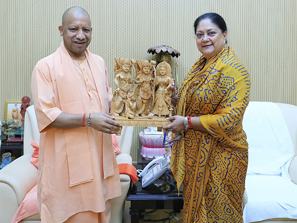 ex-rajasthan-cm-vasundhara-raje-pays-courtesy-call-on-up-cm-yogi-adityanath