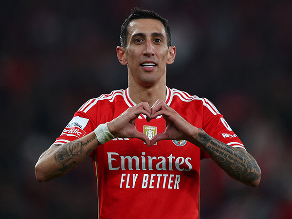 Three arrested for threatening Argentine footballer Angel Di Maria