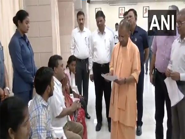 cm-yogi-holds-janata-darshan-in-lucknow-reviews-public-grievances-and-relief-efforts