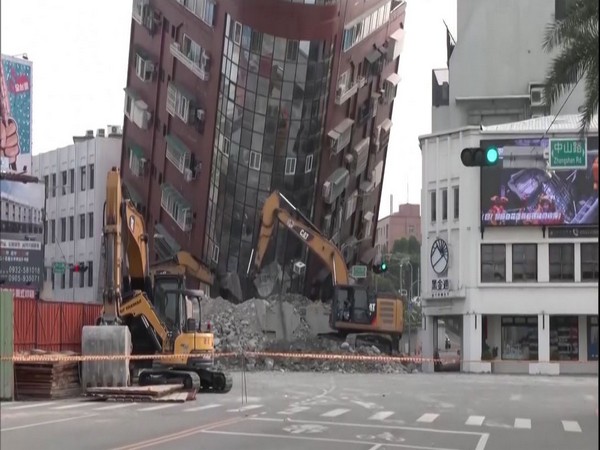taiwan-earthquake-9-dead-1038-injured-rescue-operations-underway