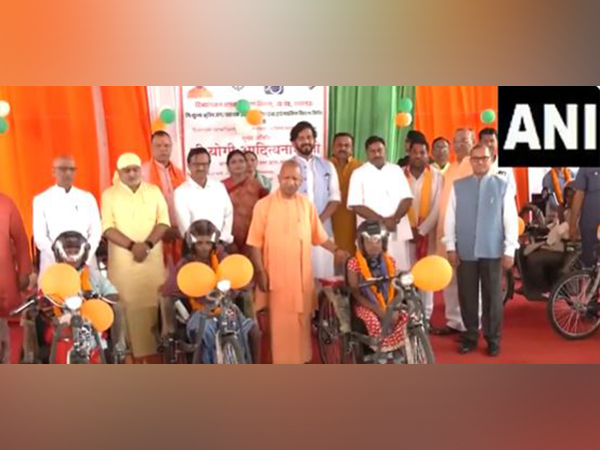 cm-adityanath-distributes-motorised-tricycles-to-differently-abled-persons-in-gorakhpur