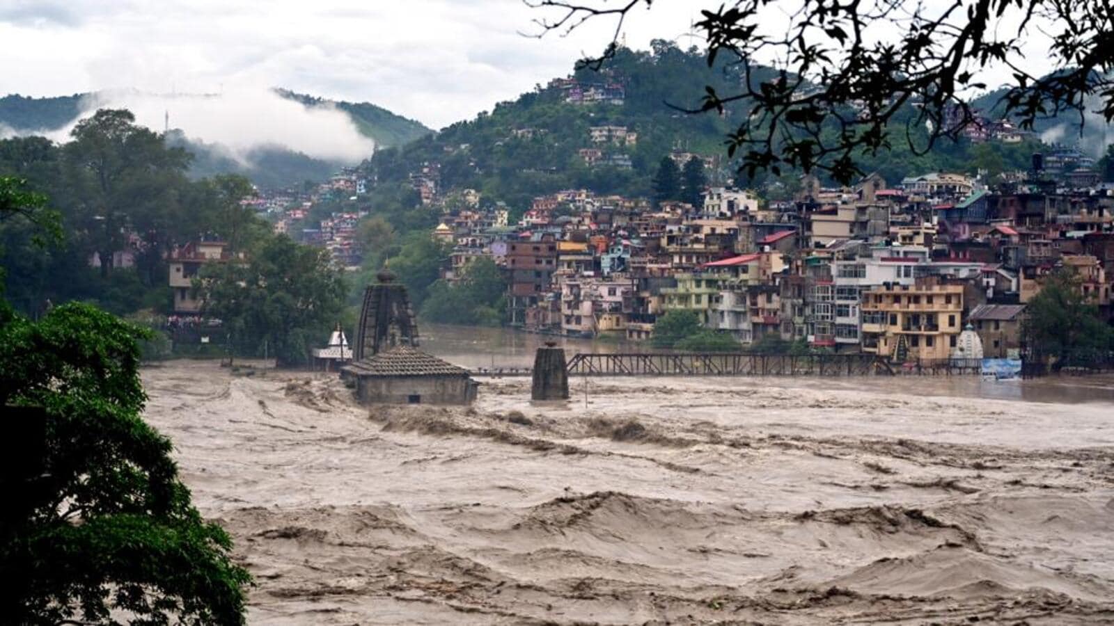 Heavy rains batter Himachal Pradesh; 37 dead, INR 400 crore worth of damage estimated