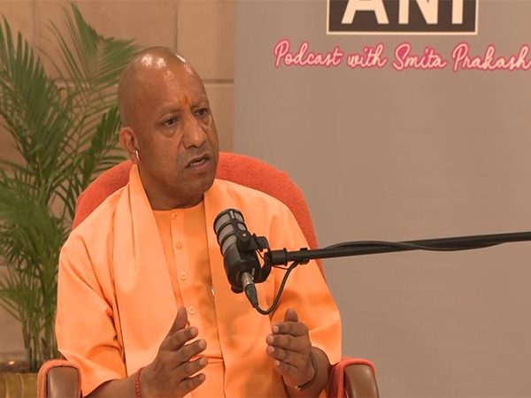 law-should-take-action-says-cm-yogi-adityanath-on-kunal-kamra-row