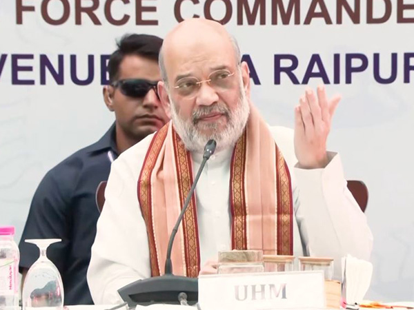 chhattisgarh-amit-shah-interacts-with-bsf-commanders-and-commandos-in-raipur