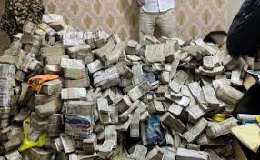 INR 35 cr in cash found from domestic helper linked to Jharkhand minister