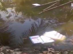 LS Polls: Mob loots EVM, throws VVPAT machine in pond in West Bengal