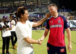From embracing Jos Buttler to motivating KKR players with inspiring words, Shah Rukh Khan wins hearts of fans