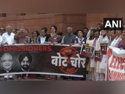 INDIA bloc intensifies protest against vote theft allegations, SIR outside parliament building