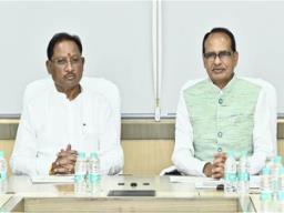 Shivraj Singh Chouhan, Chhattisgarh CM hold high-level review of agriculture depart..