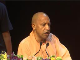 UP CM Yogi Adityanath backs virtual education in schools, recalls Covid pandemic pe..