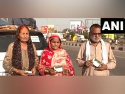 Pakistani nationals begin leaving India after government orders closure of Attari border