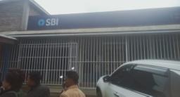 Manipur: Gunmen rob SBI branch in broad daylight; robbers make off with INR 15 lakh  