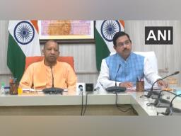 UP CM Yogi Adityanath thanks Union Minister Pralhad Joshi for implementing ambitiou..