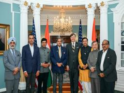 All-party delegation calls on US Deputy Secy of State; briefs him on Pahalgam attac..