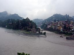 Himachal Pradesh: Over 450 roads, power transformers, water schemes hit as monsoon ..